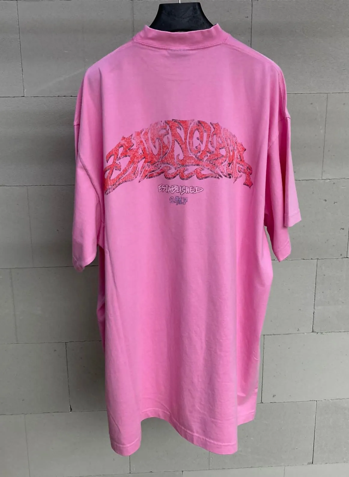 BALENCIAGA  |Offshore T-shirt Oversized in Pink