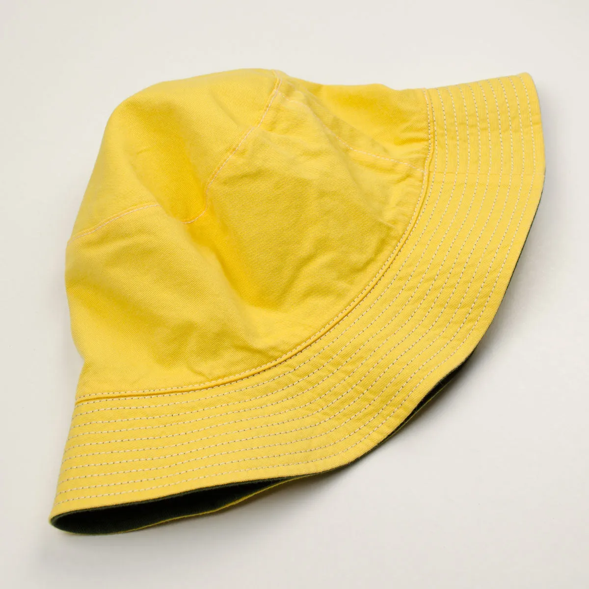 cableami - Loose Light Chino Reversible Bucket Hat - Olive / Lemon