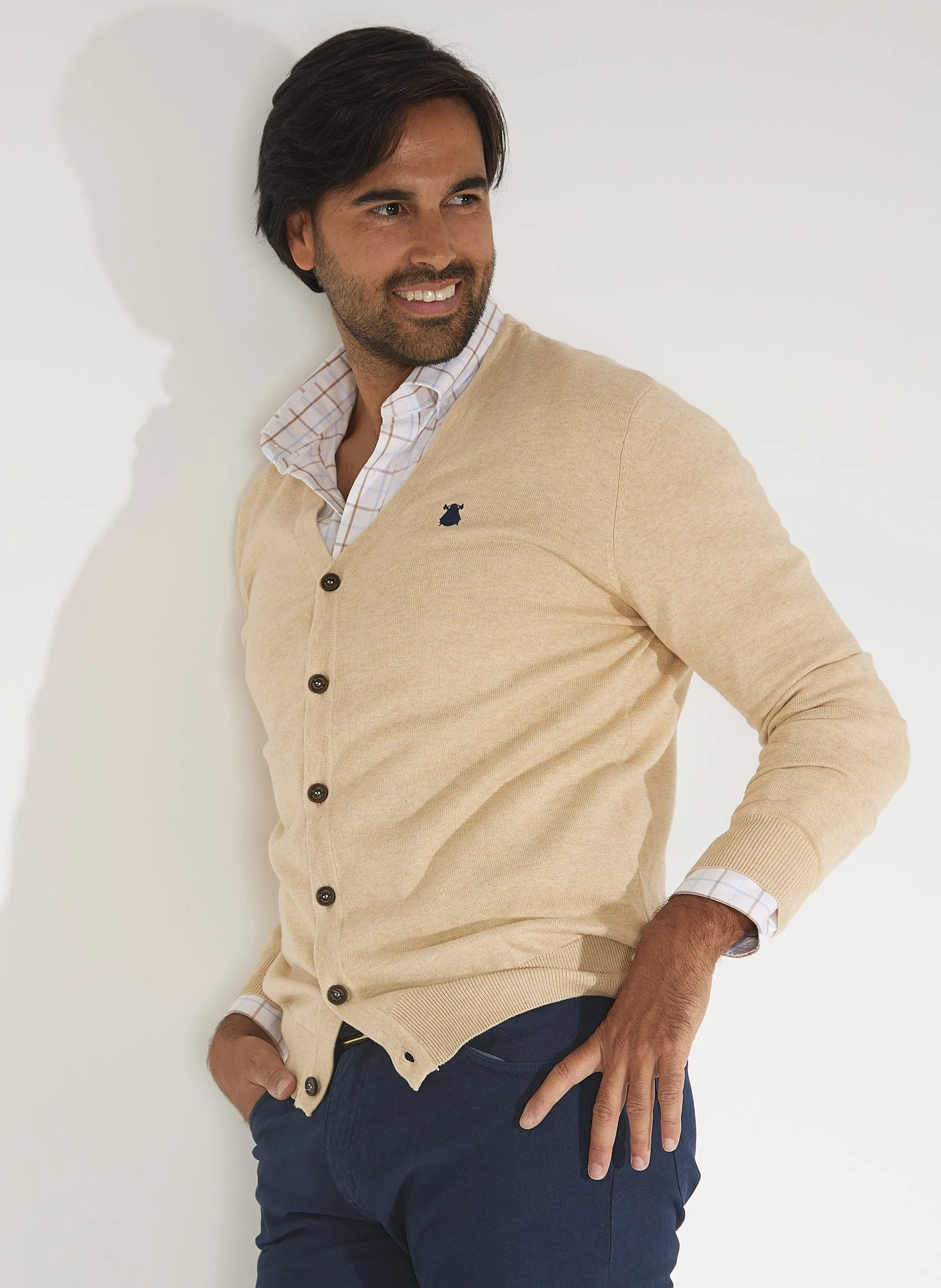 Chaqueta o Cardigan Botones Camel Hombre