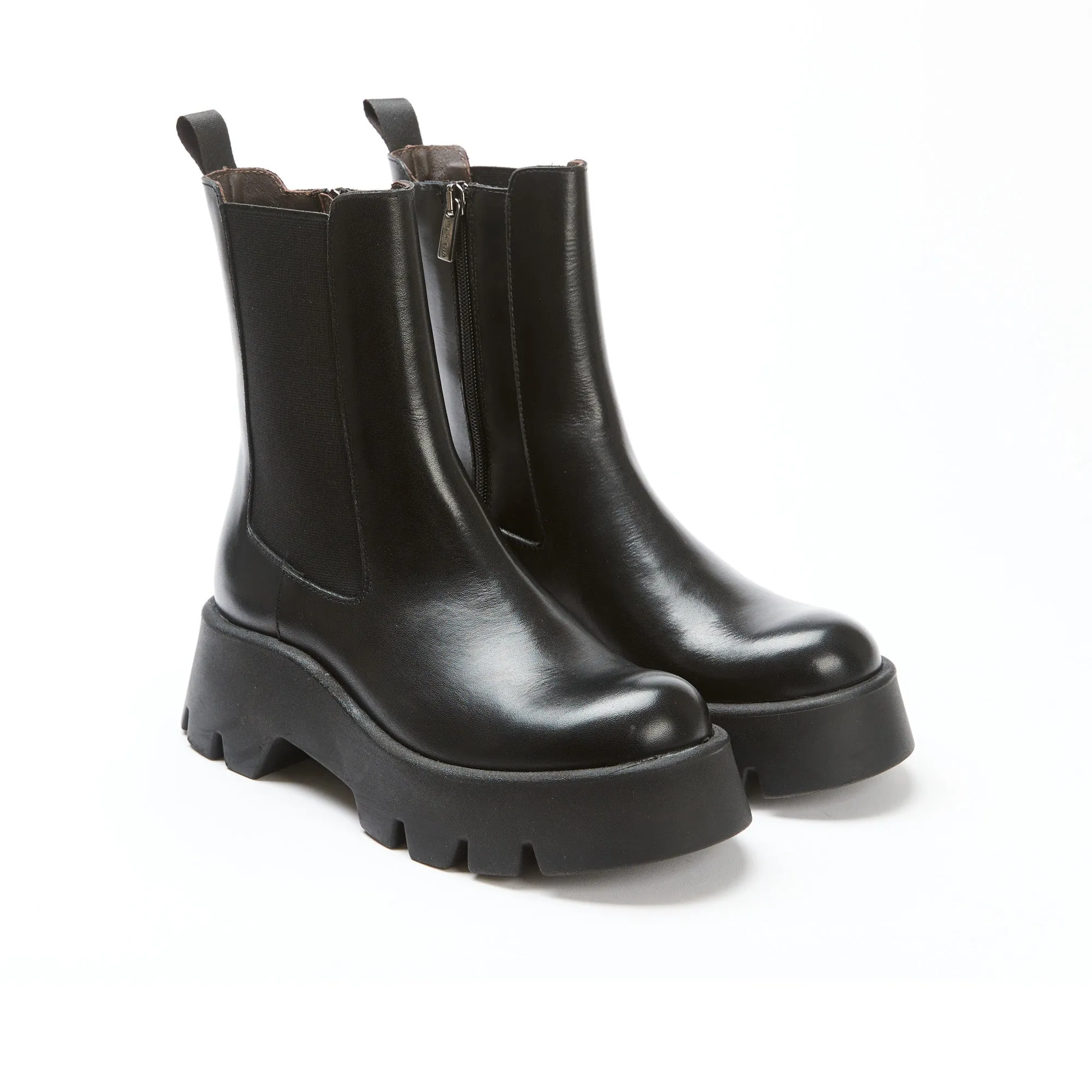 Chelsea boot black