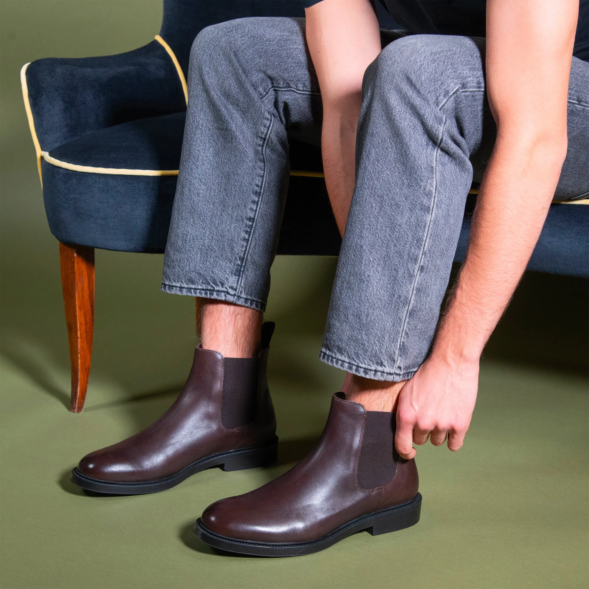 Chelsea boot dark brown