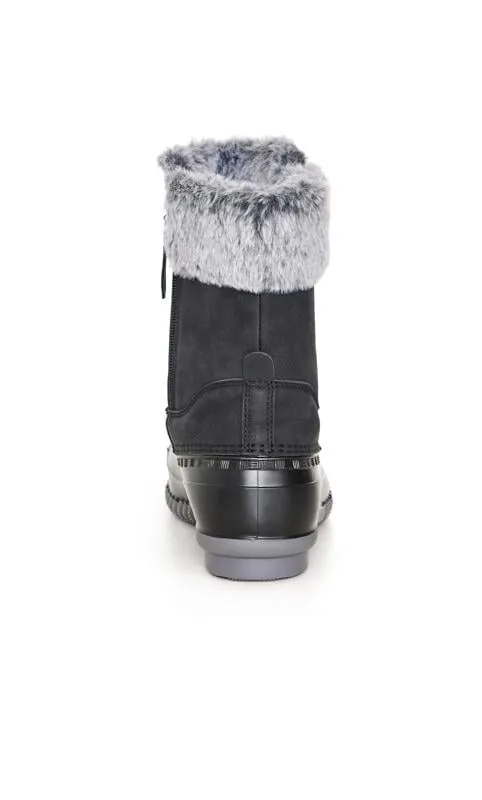 Evans WIDE FIT Black Faux Fur Lined Embroided Snow Boots