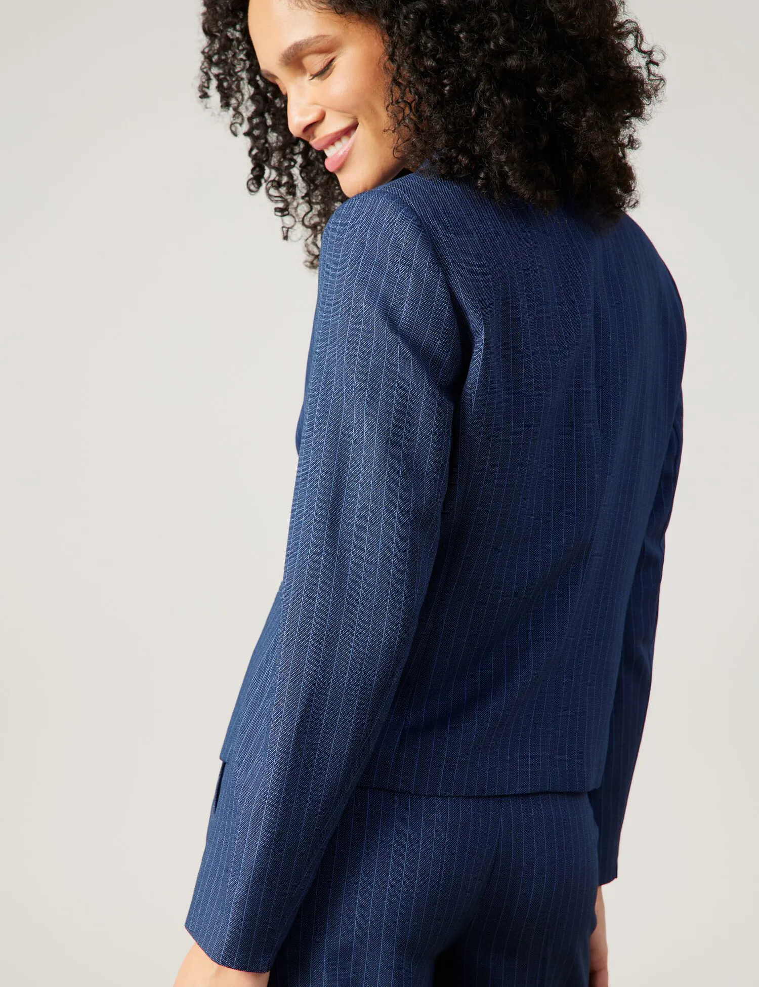 Fitted blazer with thin stripes