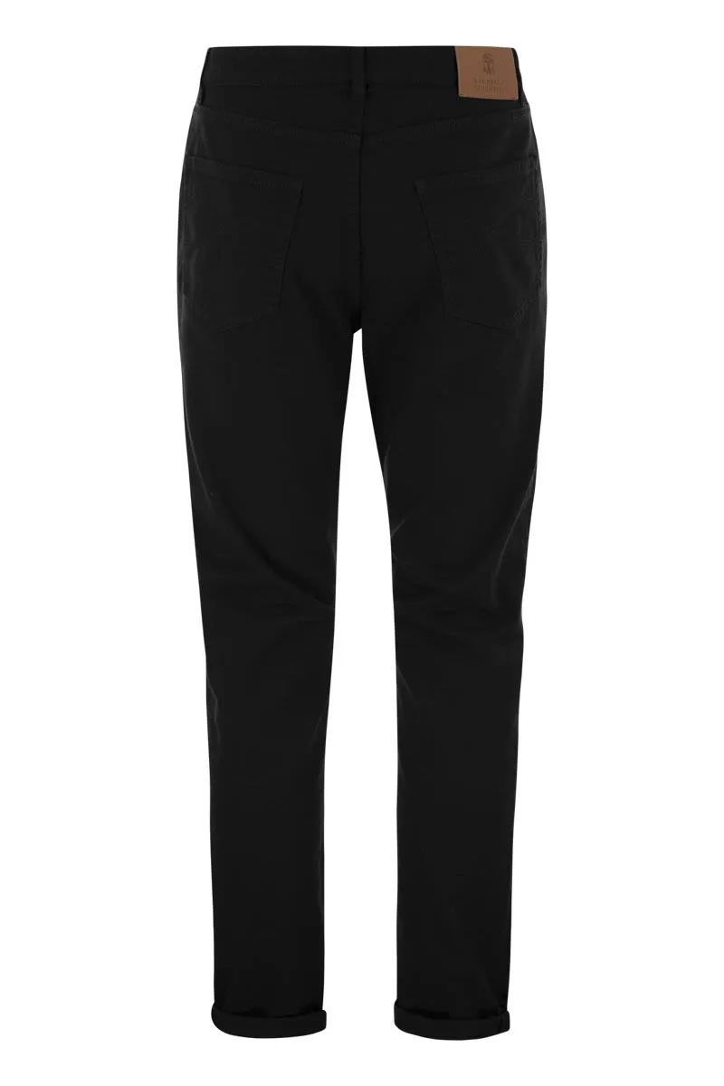 FIVE-POCKET LEISURE FIT TROUSERS IN COMFORT DENIM