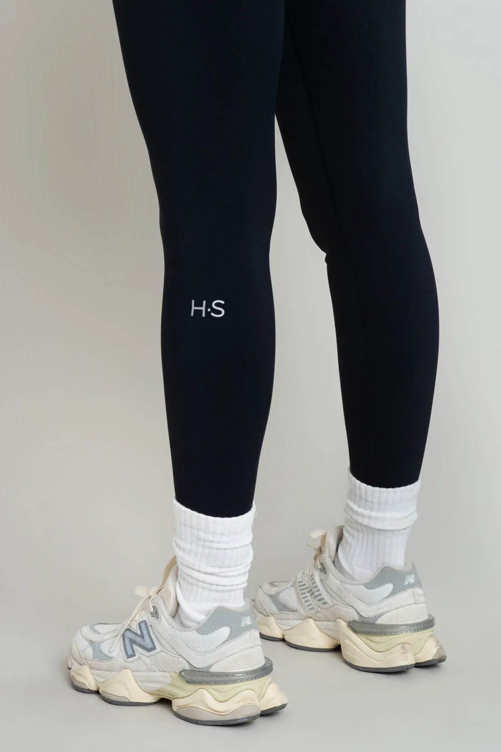 Legging deportivo ajustado contorneado