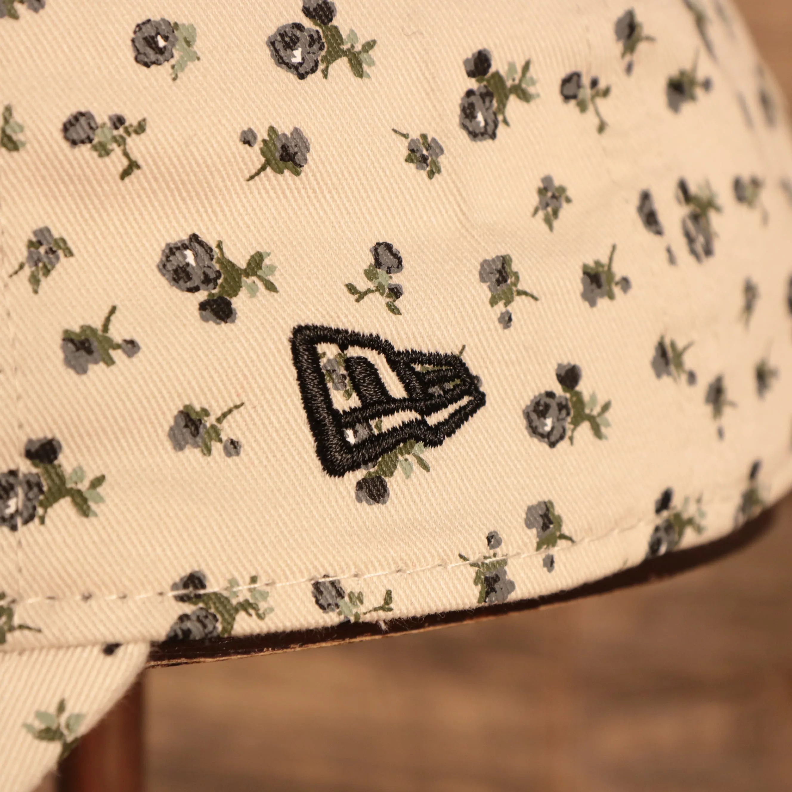 NEW ERA | PITTSBURGH PIRATES | WOMEN MICRO FLORAL  | 9TWENTY 920 | DAD HAT | IVORY | OSFM