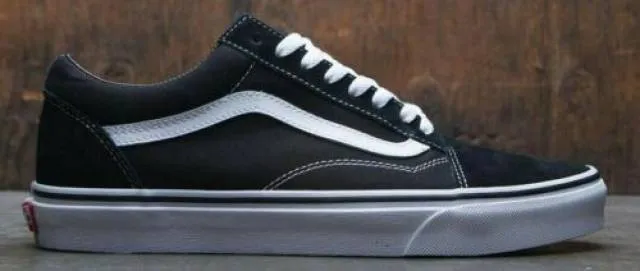 NEW Vans Old Skool Black White Sneaker Mens