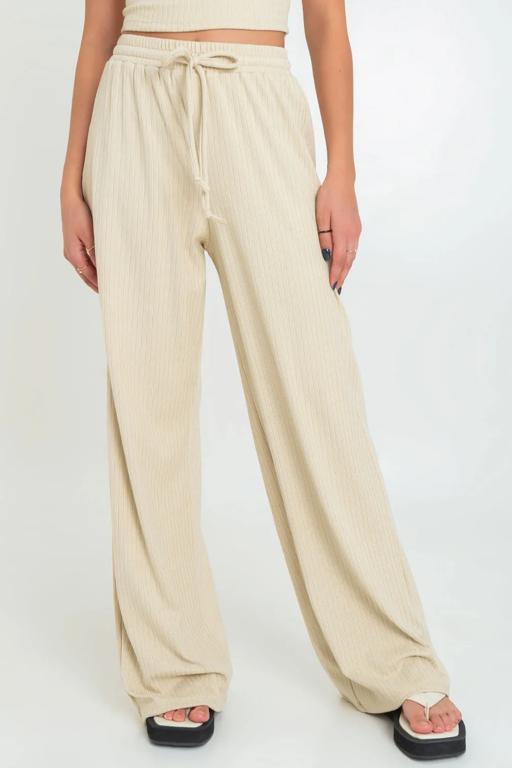 Pantalón canalé wide leg cintura elástica