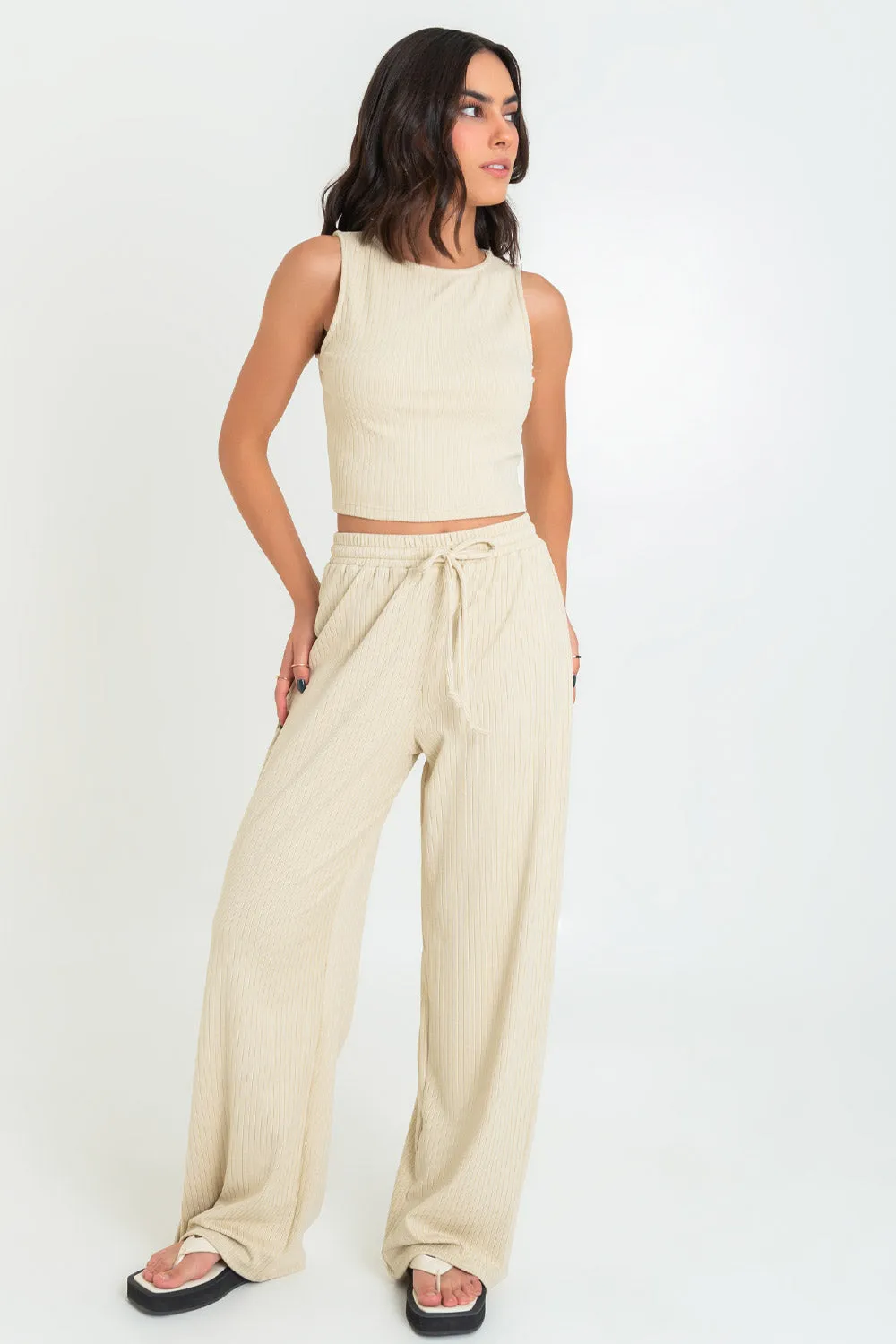 Pantalón canalé wide leg cintura elástica