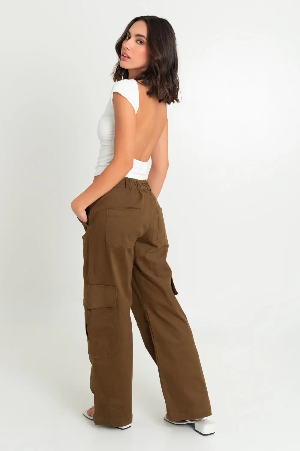 Pantalón cargo de cintura media wide leg