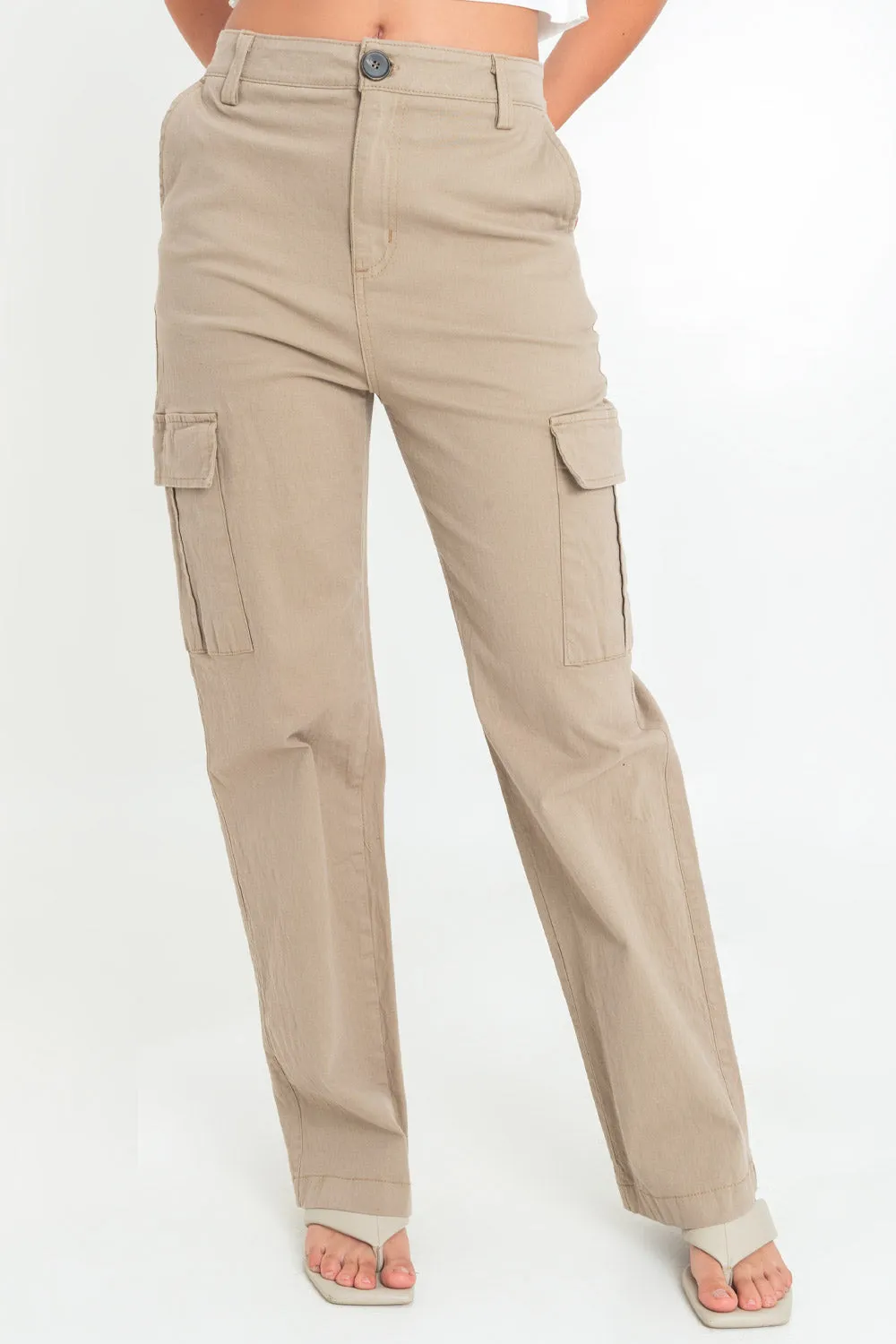 Pantalón cargo fit recto con cintura alta