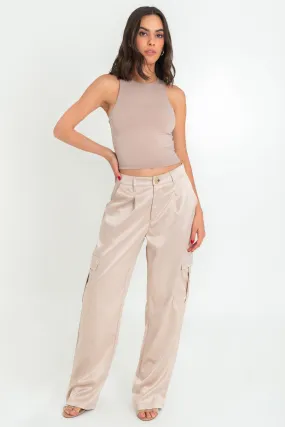 Pantalón cargo satinado wide leg cintura alta