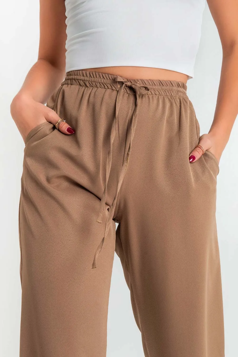 Pantalón de fit recto cintura alta con jareta