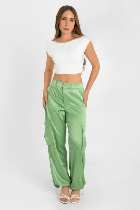 Pantalón wide leg fit satinado cargo