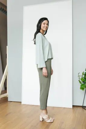 Ribbed Tulip Jogger Pants in Olive