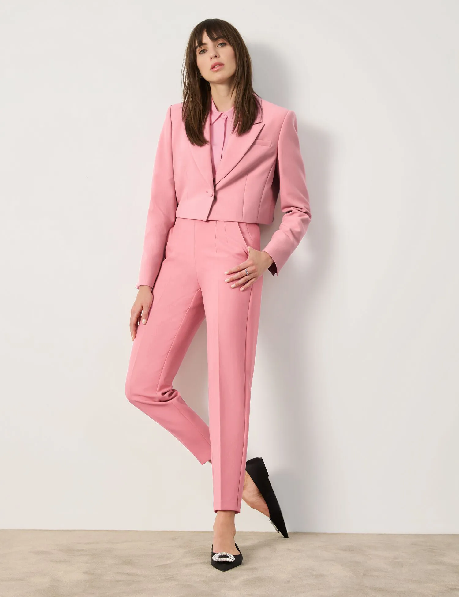 Short blazer made of stretch fabric