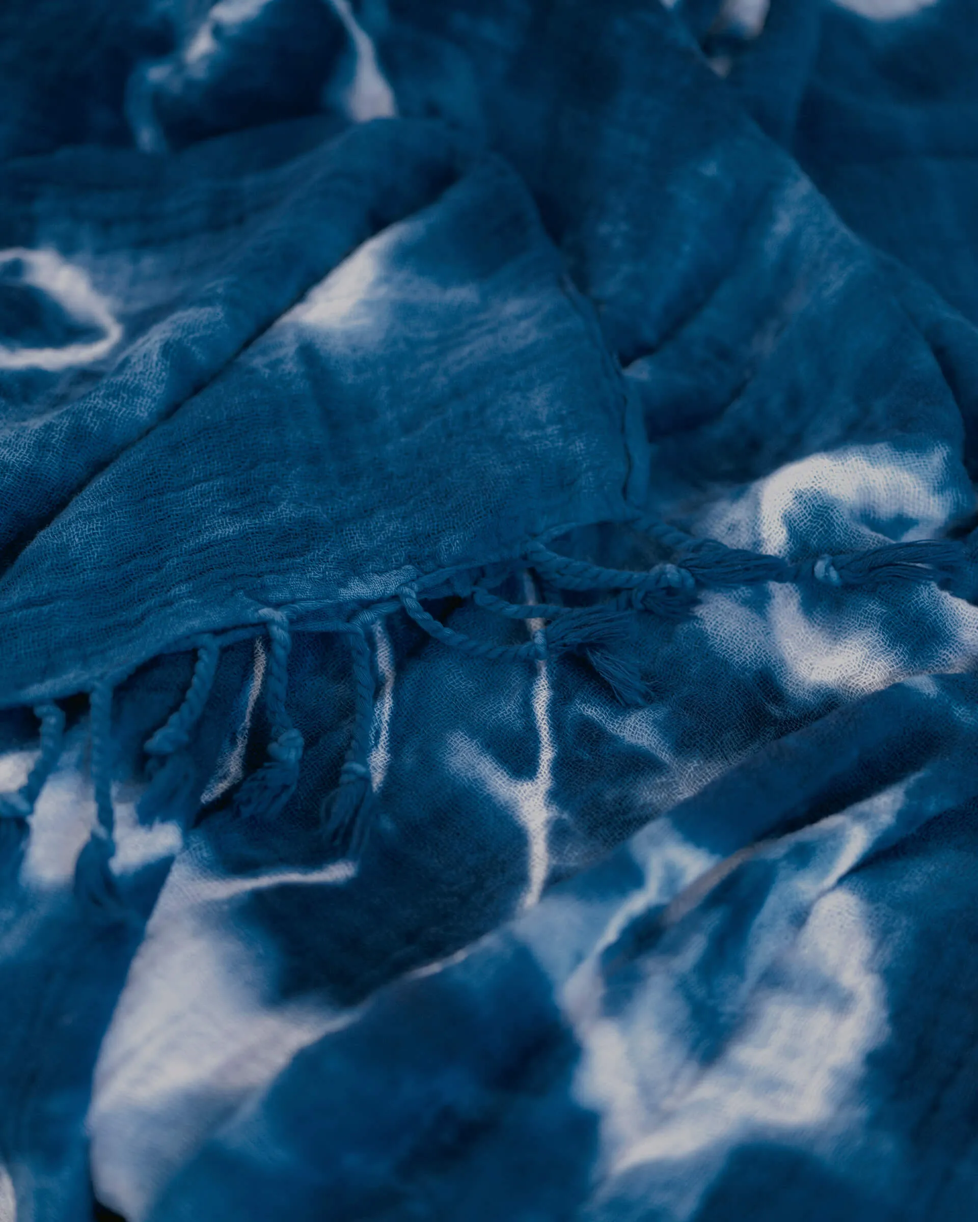 Summer House Blanket - Indigo Shibori