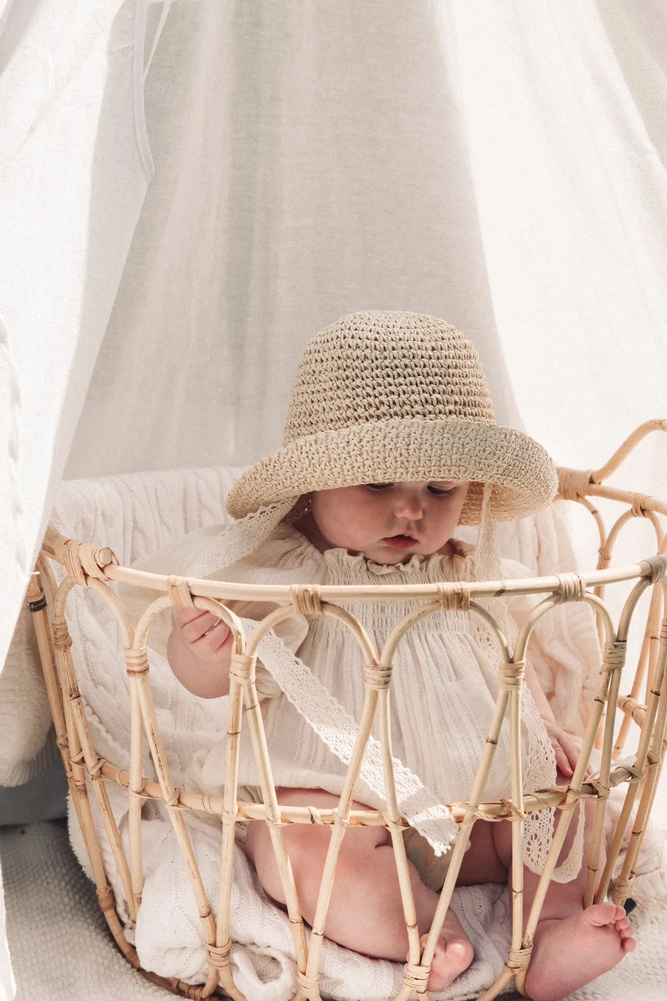 Wicker Lace Tie Hat