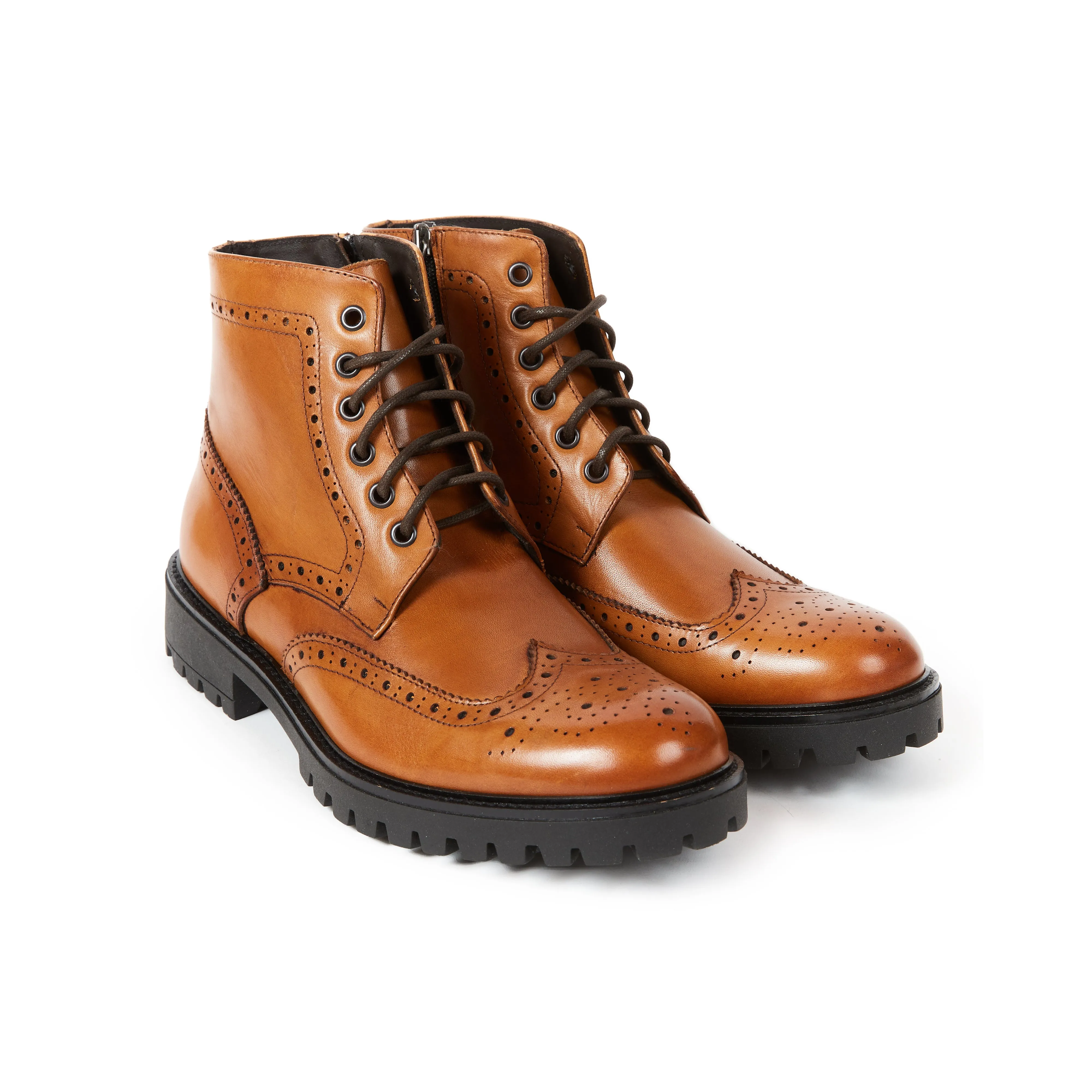 Wing cap ankle boot cognac brown